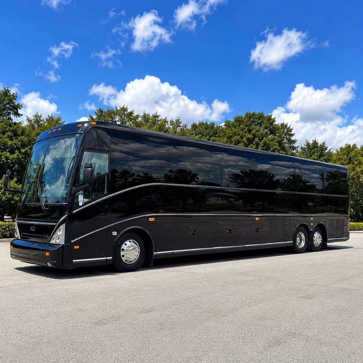bus rentals for sioux city concerts music festival